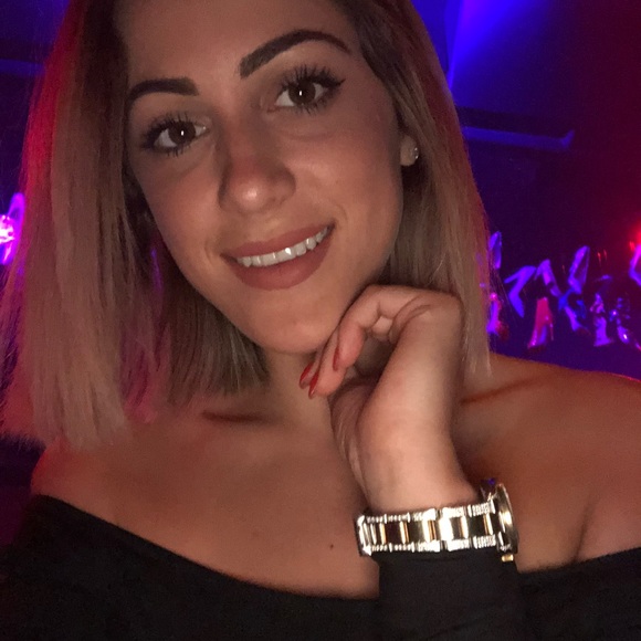 Meet your Posher, Melissandra - Picture 8 of 9